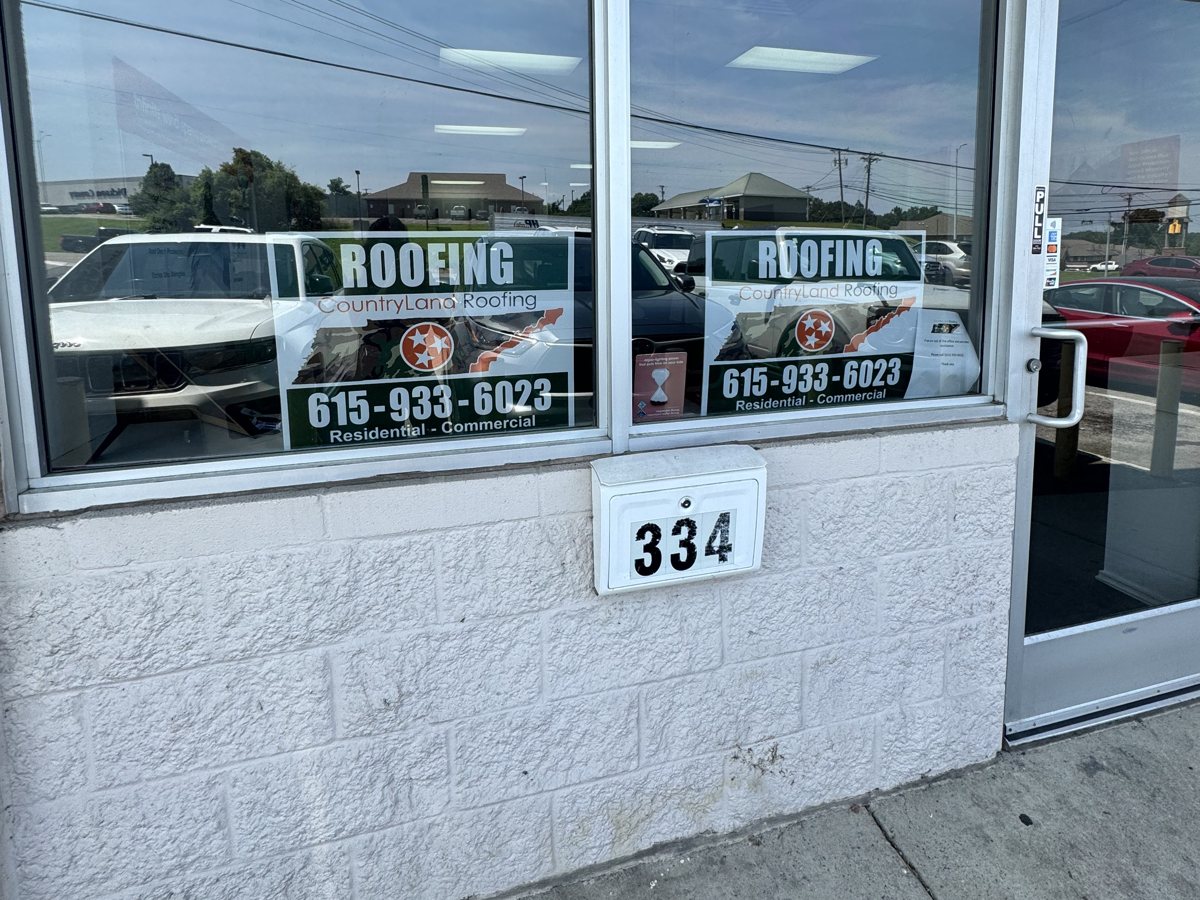 CountryLand Roofing office front door in Dickson TN